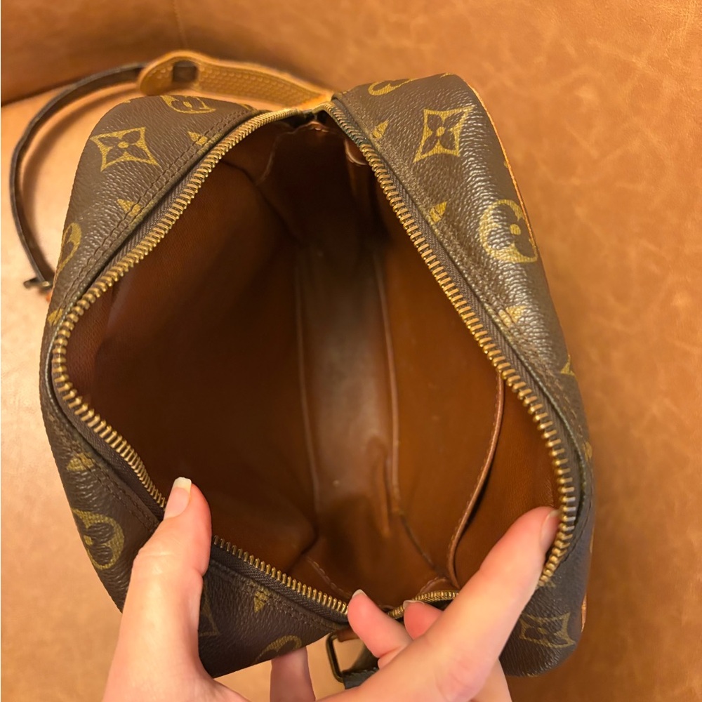Louis Vuitton Brown Monogram Danube Bag with COA - Picture 13 of 16